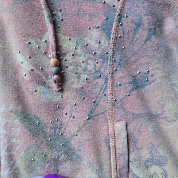 Green Tea Graphic Floral Short Sleeved Zip-Up Hoodie Sequen Accent, L - Picture 5 of 5